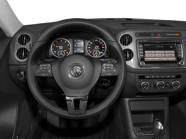2012 Volkswagen Tiguan SE w/Sunroof & Nav