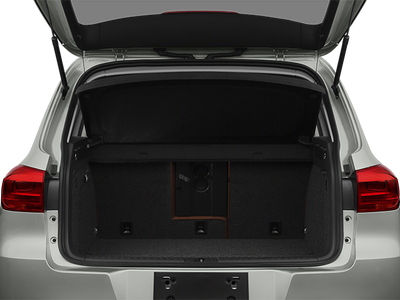 2012 Volkswagen Tiguan SE w/Sunroof & Nav
