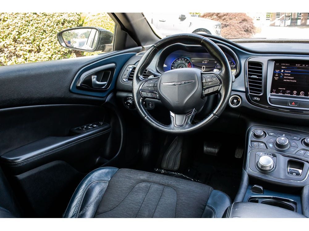 2016 Chrysler 200 S