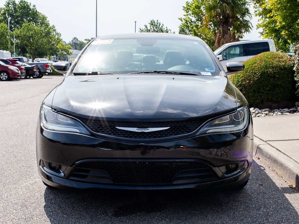 2016 Chrysler 200 S