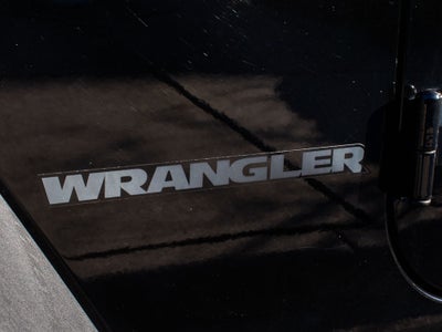 2017 Jeep Wrangler Willys Wheeler