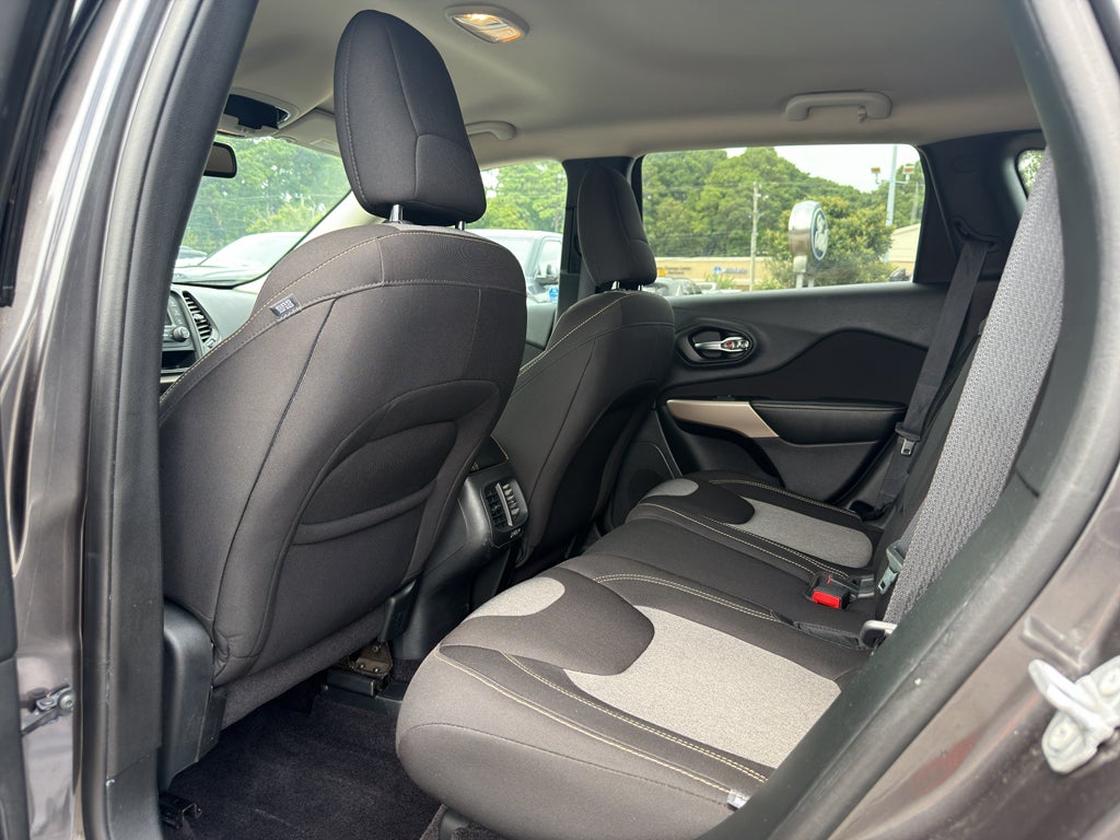 2017 Jeep Cherokee Altitude