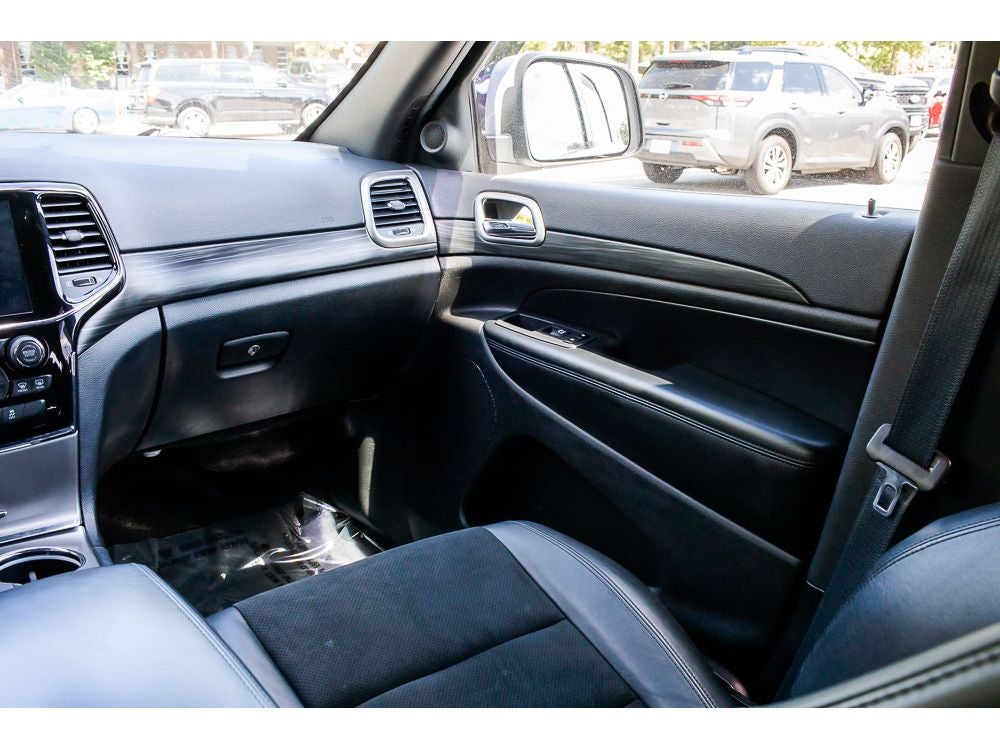 2019 Jeep Grand Cherokee Laredo E