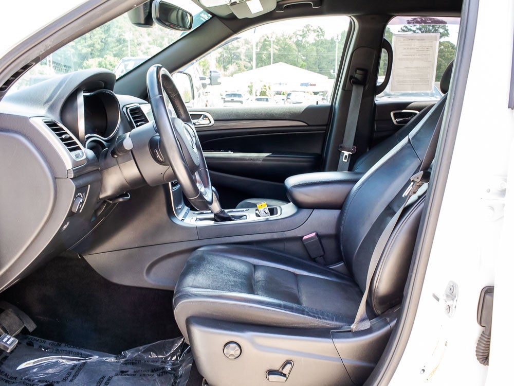 2019 Jeep Grand Cherokee Laredo E