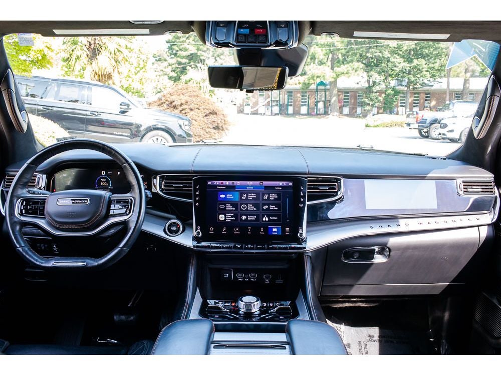 2022 Jeep Grand Wagoneer Series III