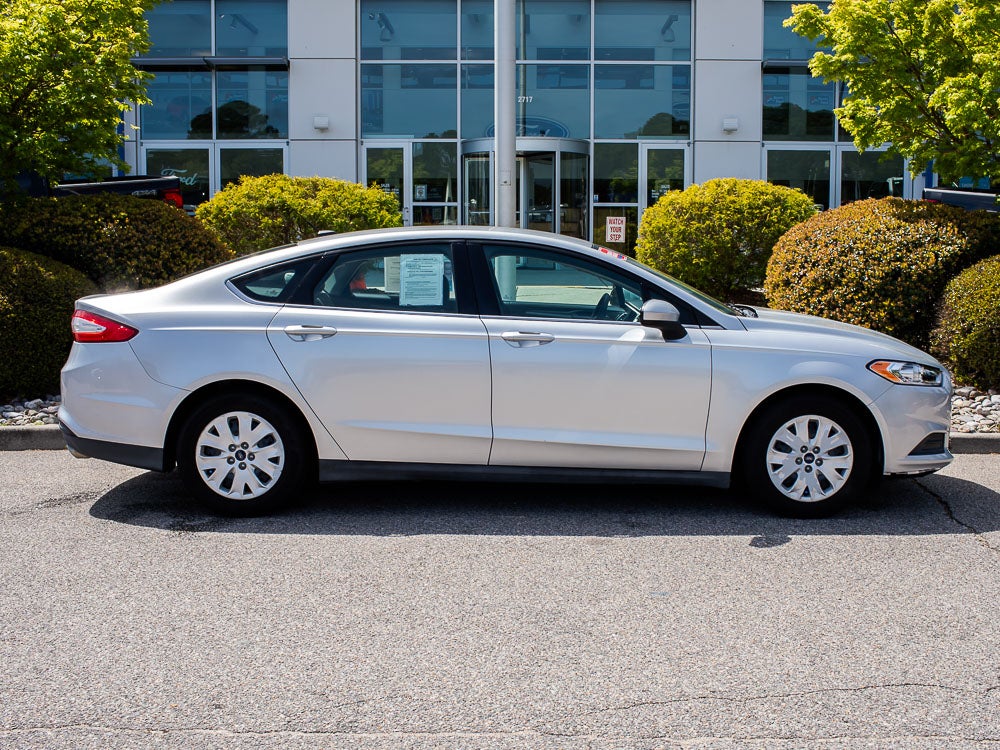2014 Ford Fusion S