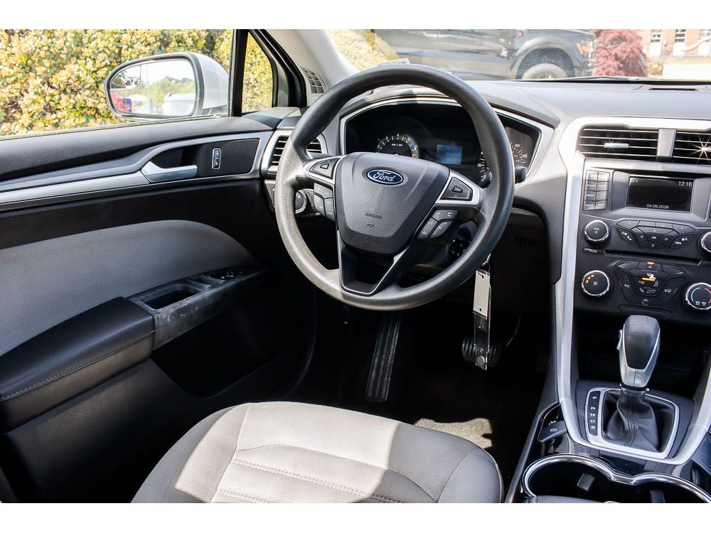 2014 Ford Fusion S