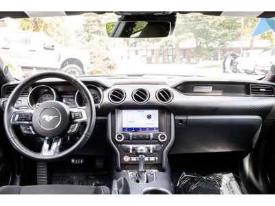 2022 Ford Mustang EcoBoost