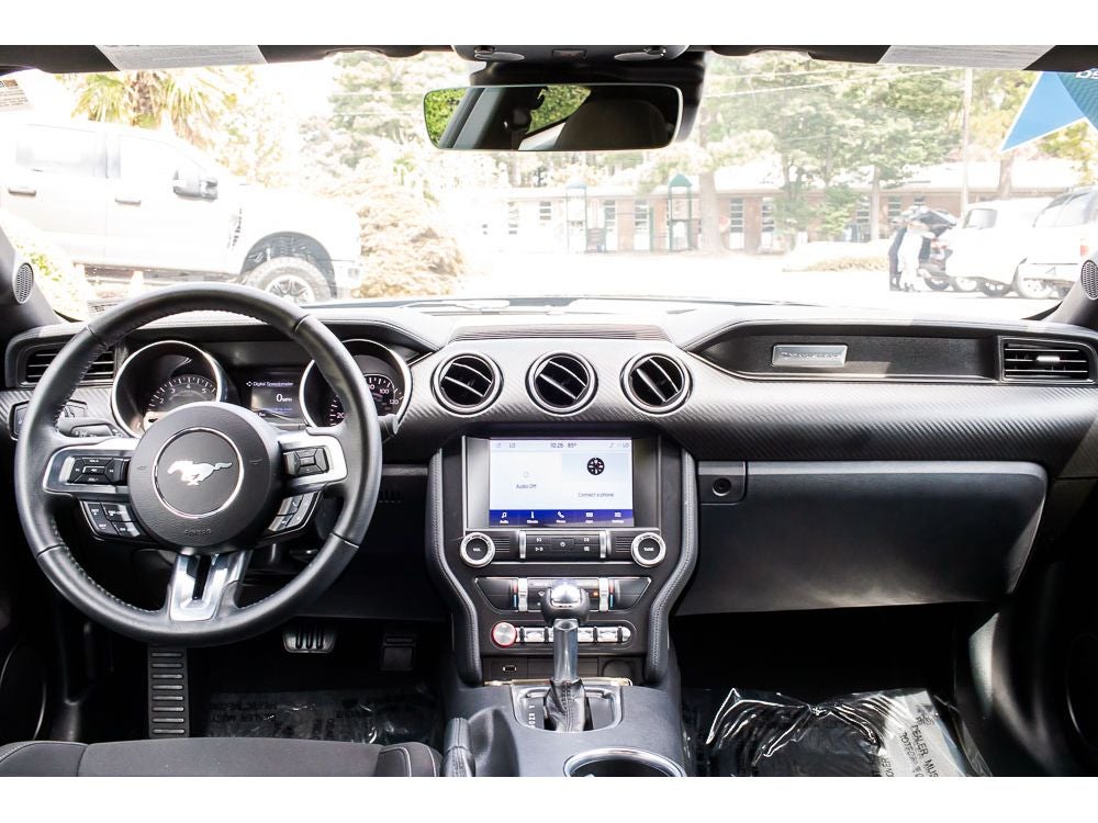 2022 Ford Mustang EcoBoost