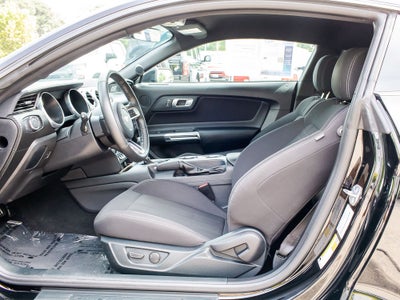 2022 Ford Mustang EcoBoost
