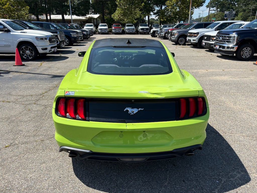 2020 Ford Mustang EcoBoost