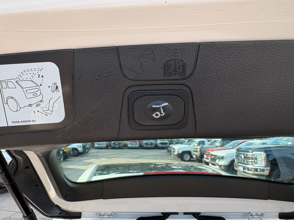 2017 Ford C-Max Energi Titanium