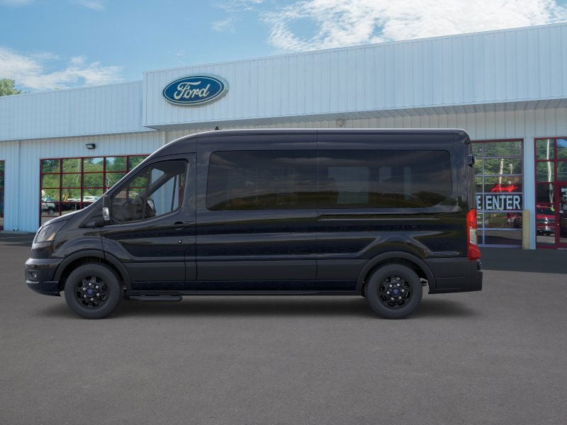 2026 Ford Transit Wagon XLT