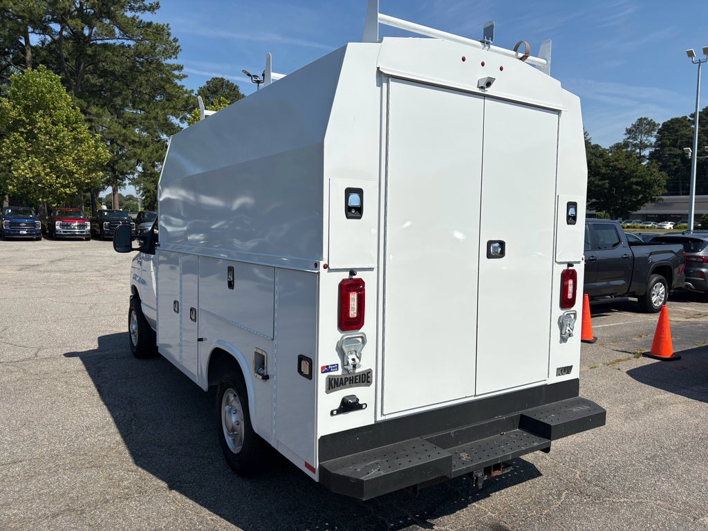 2025 Ford Econoline Base