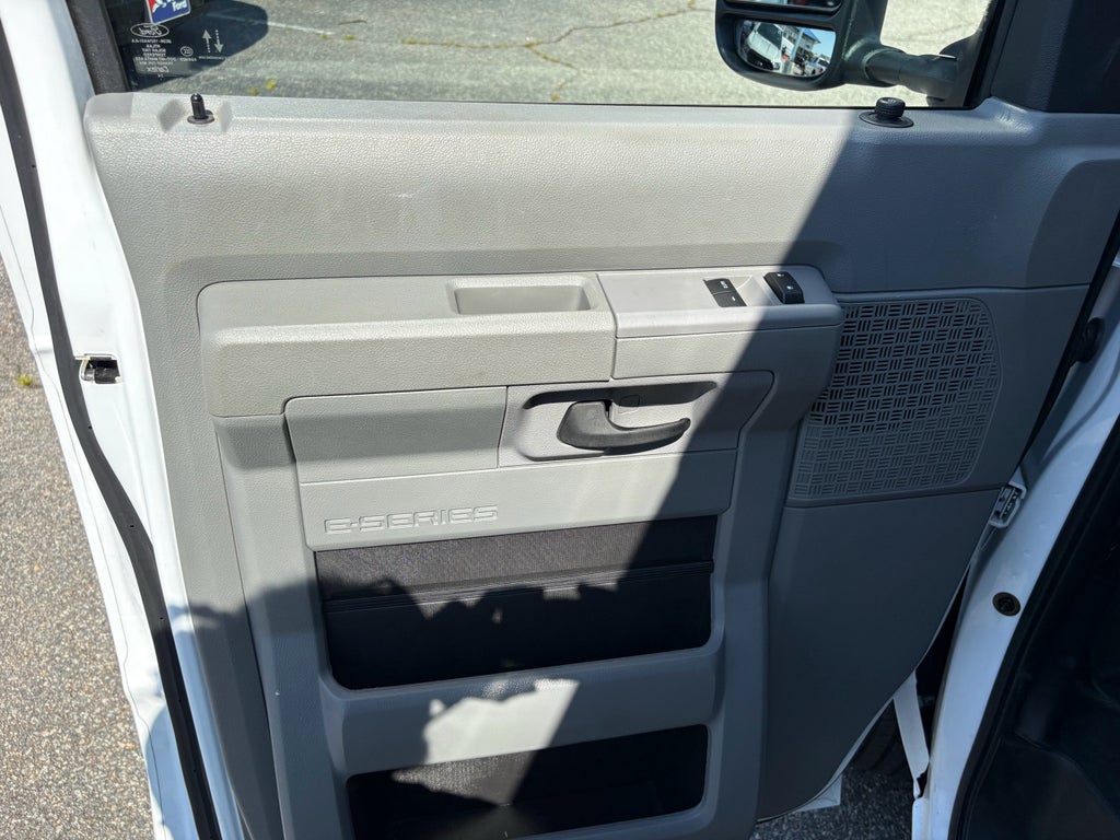 2025 Ford Econoline Base