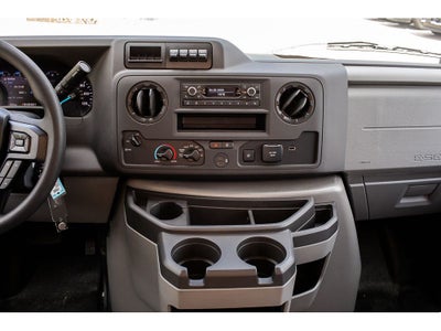 2027 Ford E-450 Super Duty Base