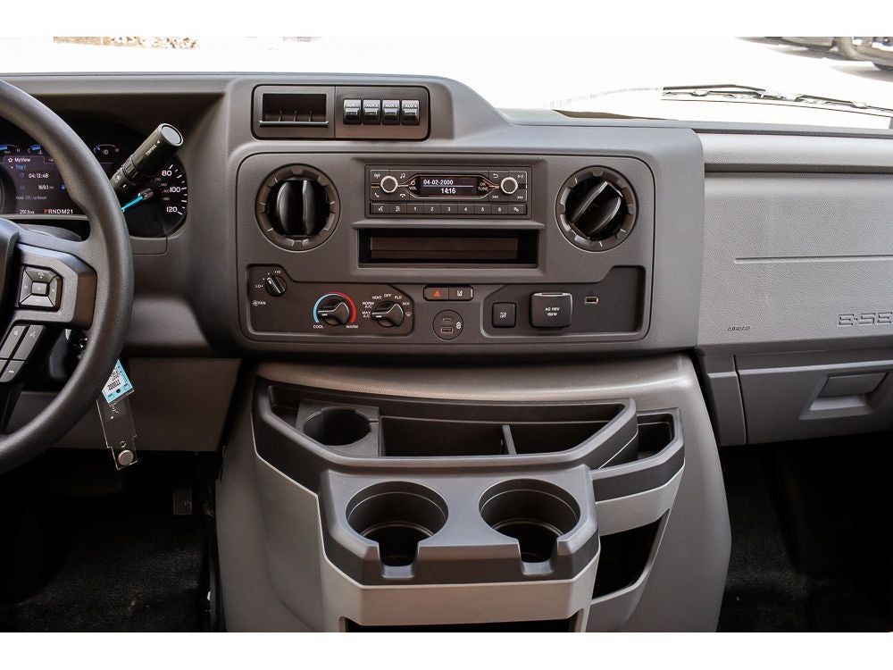2027 Ford E-450 Super Duty Base