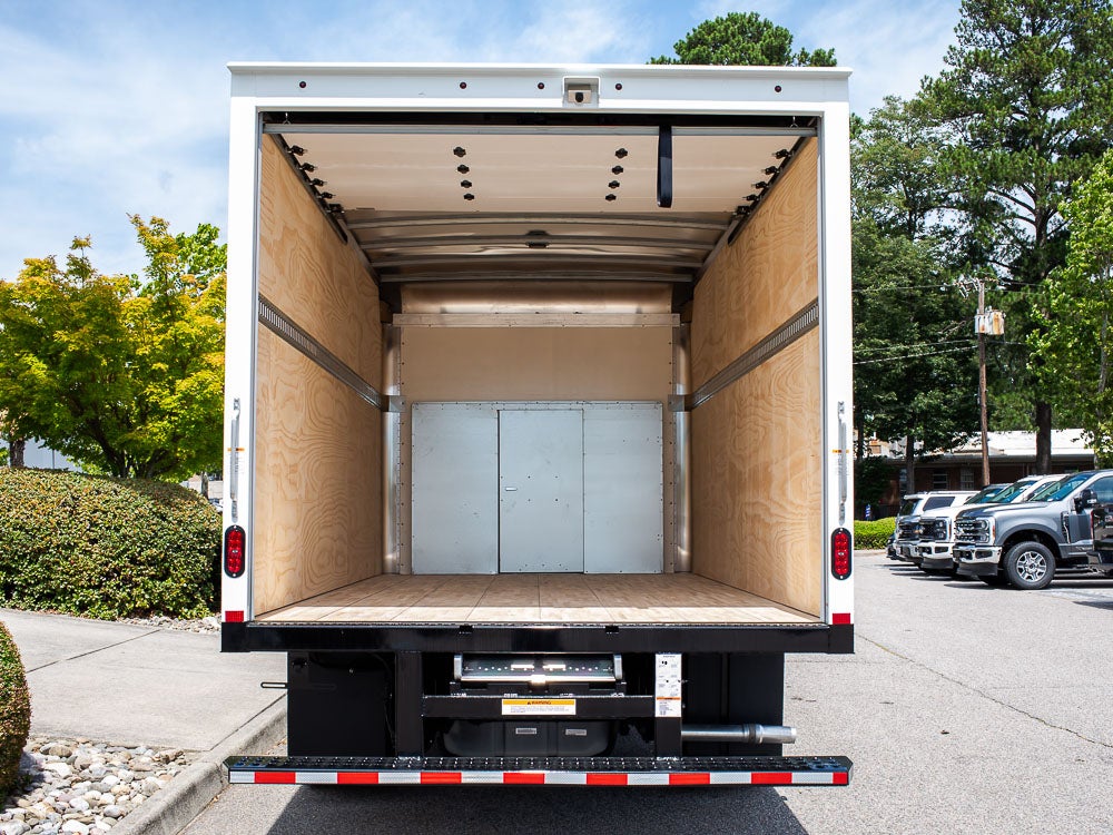 2027 Ford E-450 Super Duty Base