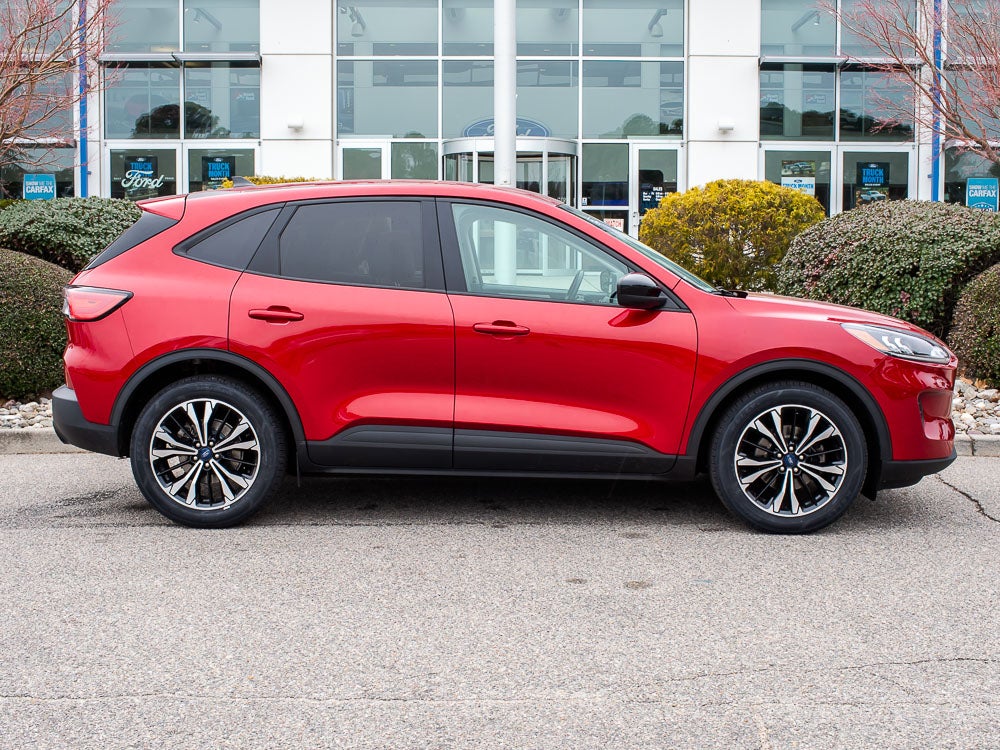2022 Ford Escape SE