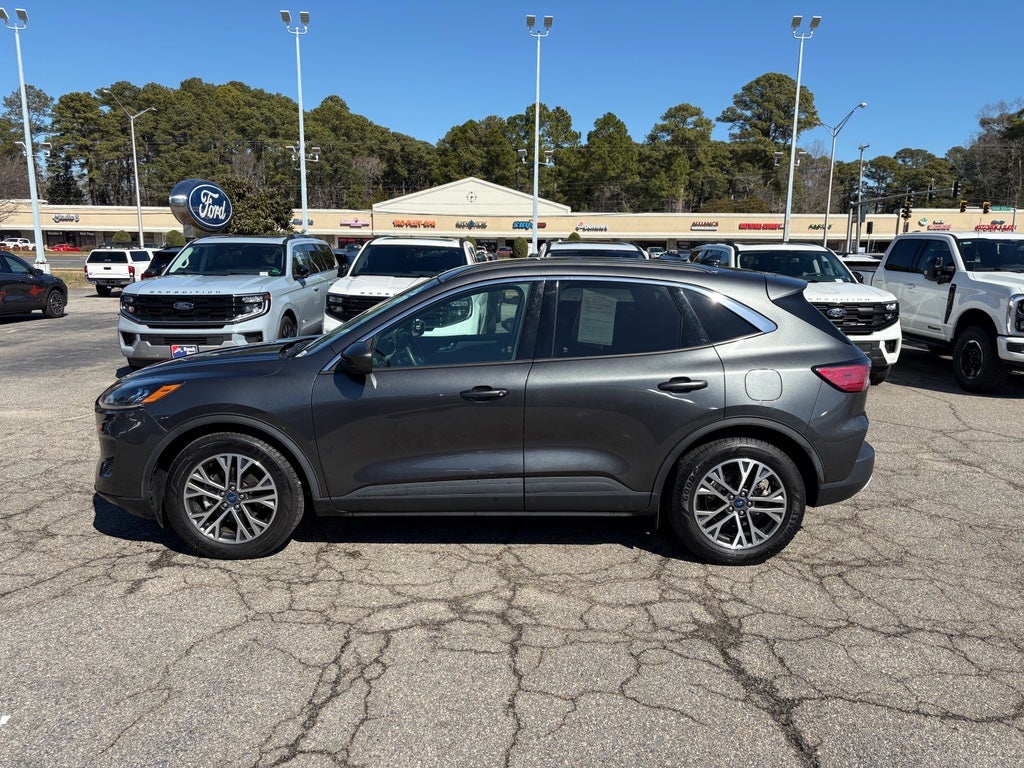 2020 Ford Escape SEL