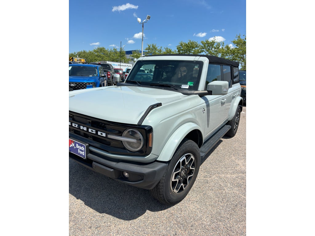 2022 Ford Bronco Outer Banks