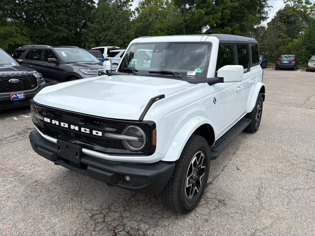 2024 Ford Bronco Outer Banks 4x4's photo