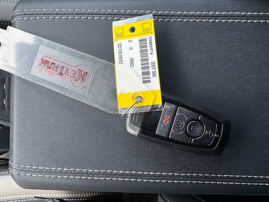 2025 Ford Bronco Outer Banks