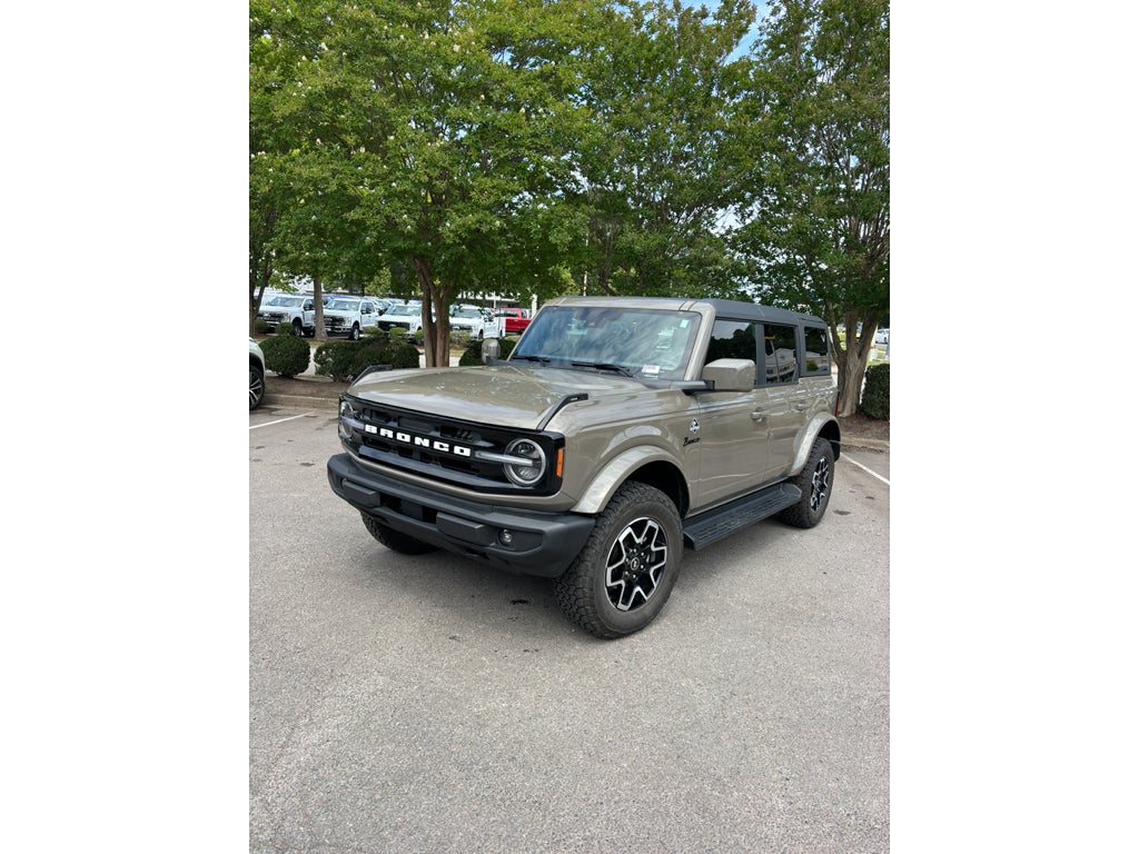 2025 Ford Bronco Outer Banks 4x4's photo