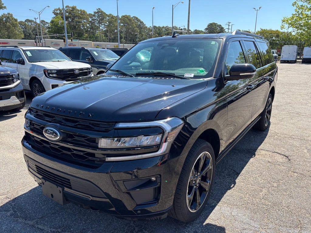 2022 Ford Expedition Limited MAX 4x4's photo