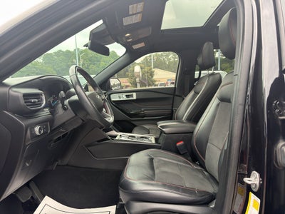 2022 Ford Explorer ST-Line