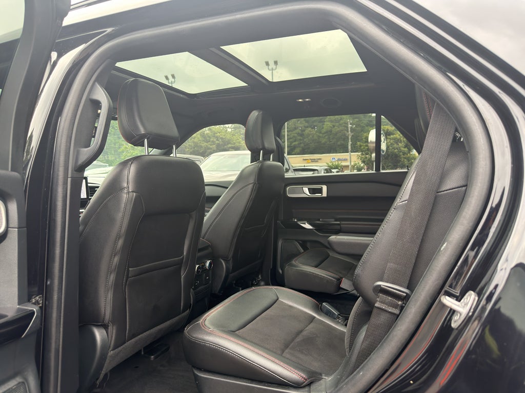 2022 Ford Explorer ST-Line