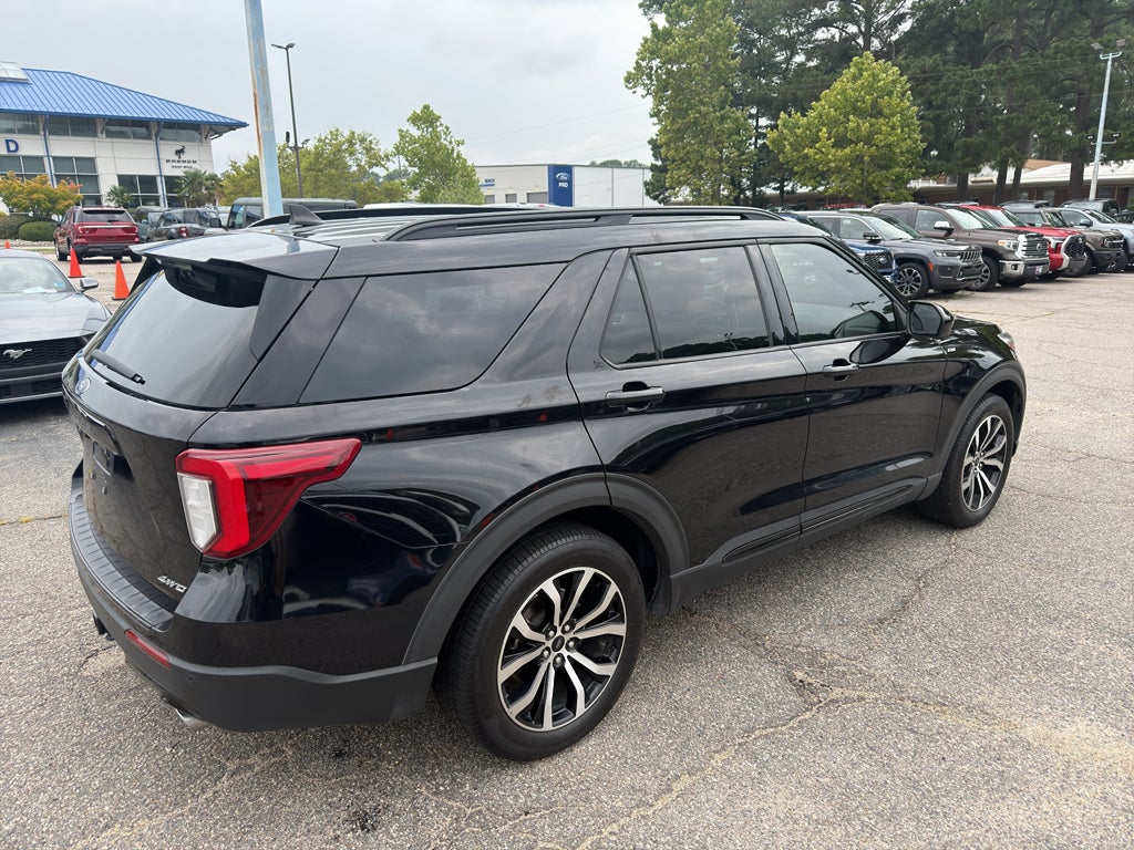 2022 Ford Explorer ST-Line