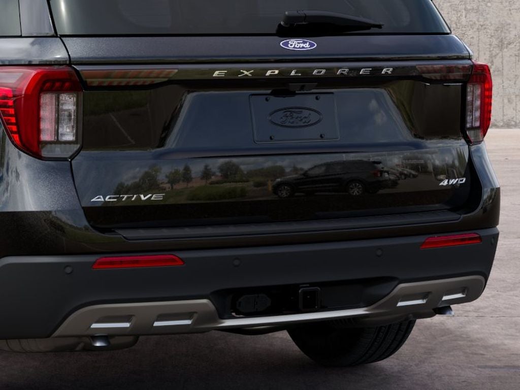 2027 Ford Explorer Active w/200A Pkg