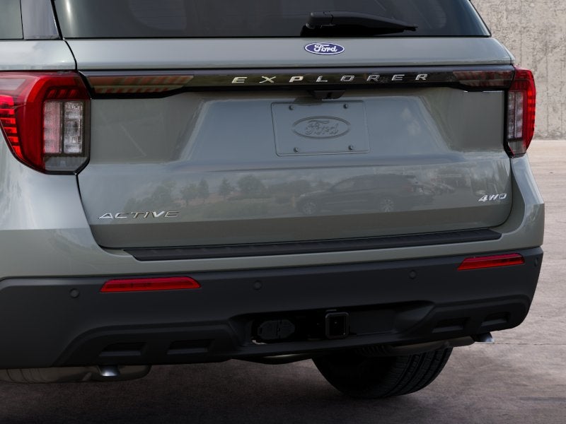 2027 Ford Explorer Active w/200A Pkg