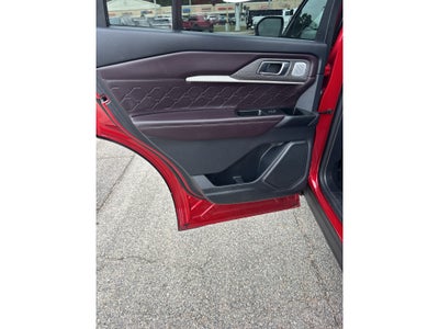 2025 Ford Explorer Platinum