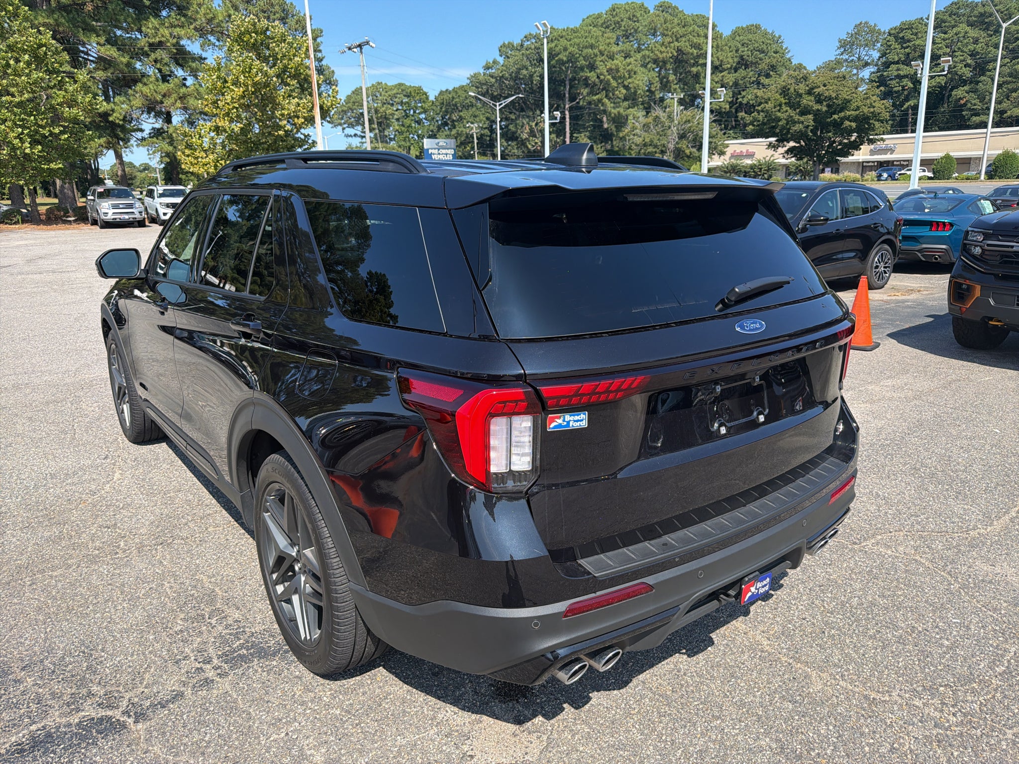 2025 Ford Explorer ST