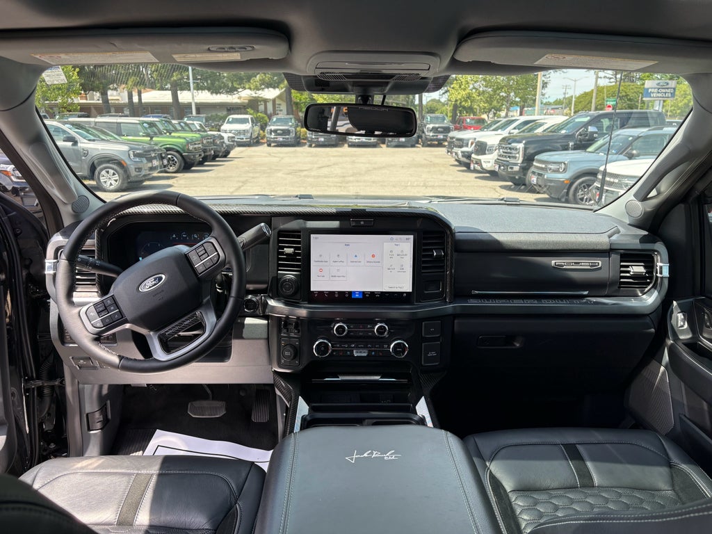 2025 Ford F-250 LARIAT