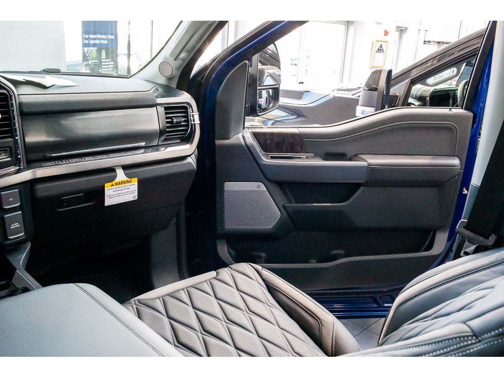 2026 Ford F-250 LARIAT BLACK WIDOW