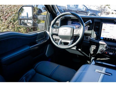 2025 Ford F-350 Platinum