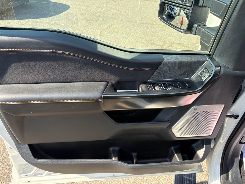 2024 Ford F-350 Platinum