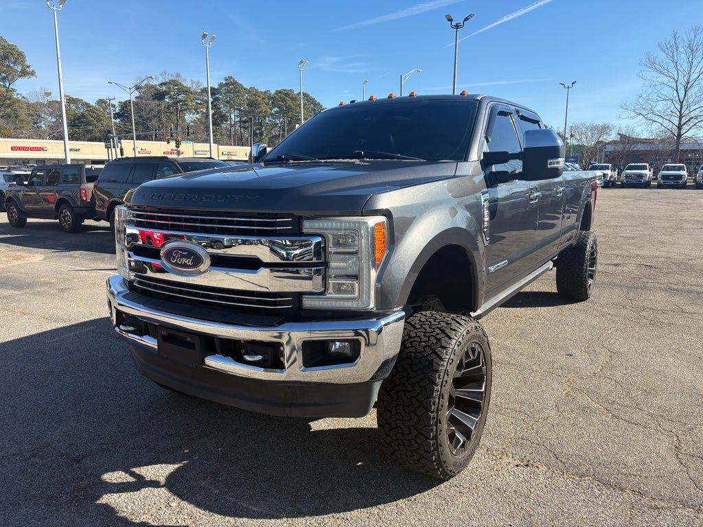 2017 Ford F-350 Super Duty Lariat