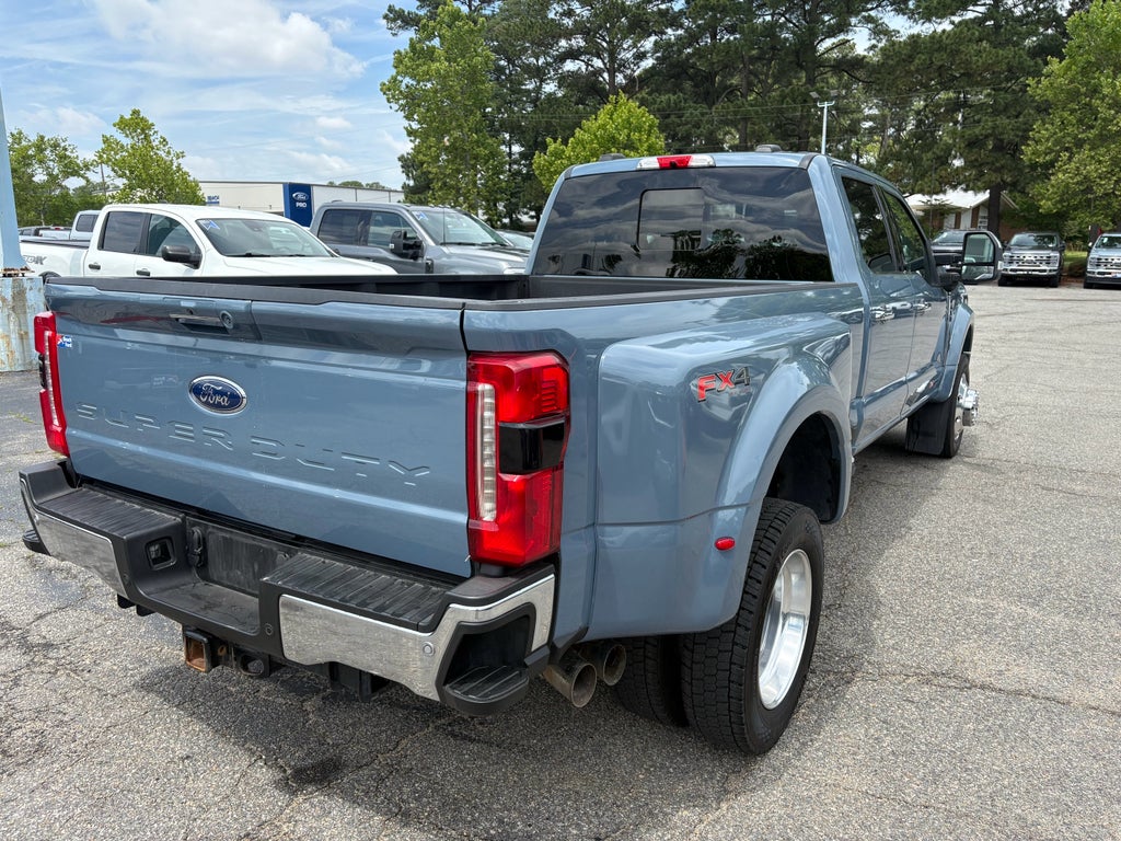 2023 Ford F-450 LARIAT