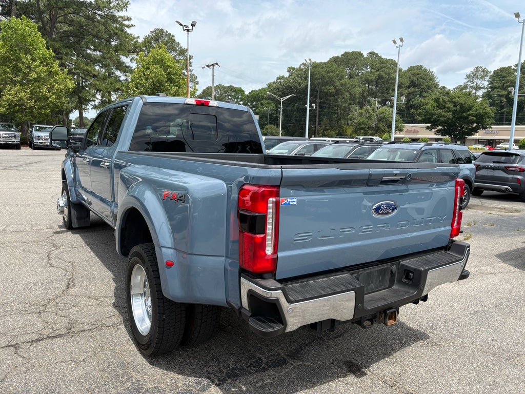 2023 Ford F-450 LARIAT