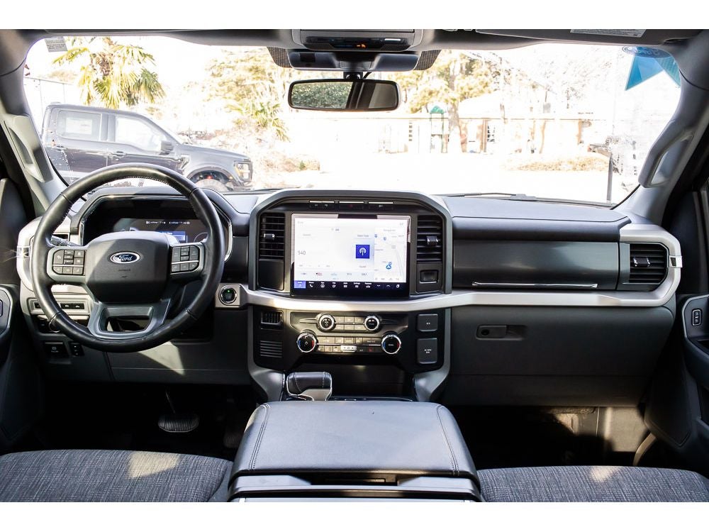 2023 Ford F-150 Lightning XLT