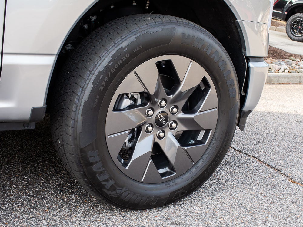 2023 Ford F-150 Lightning XLT