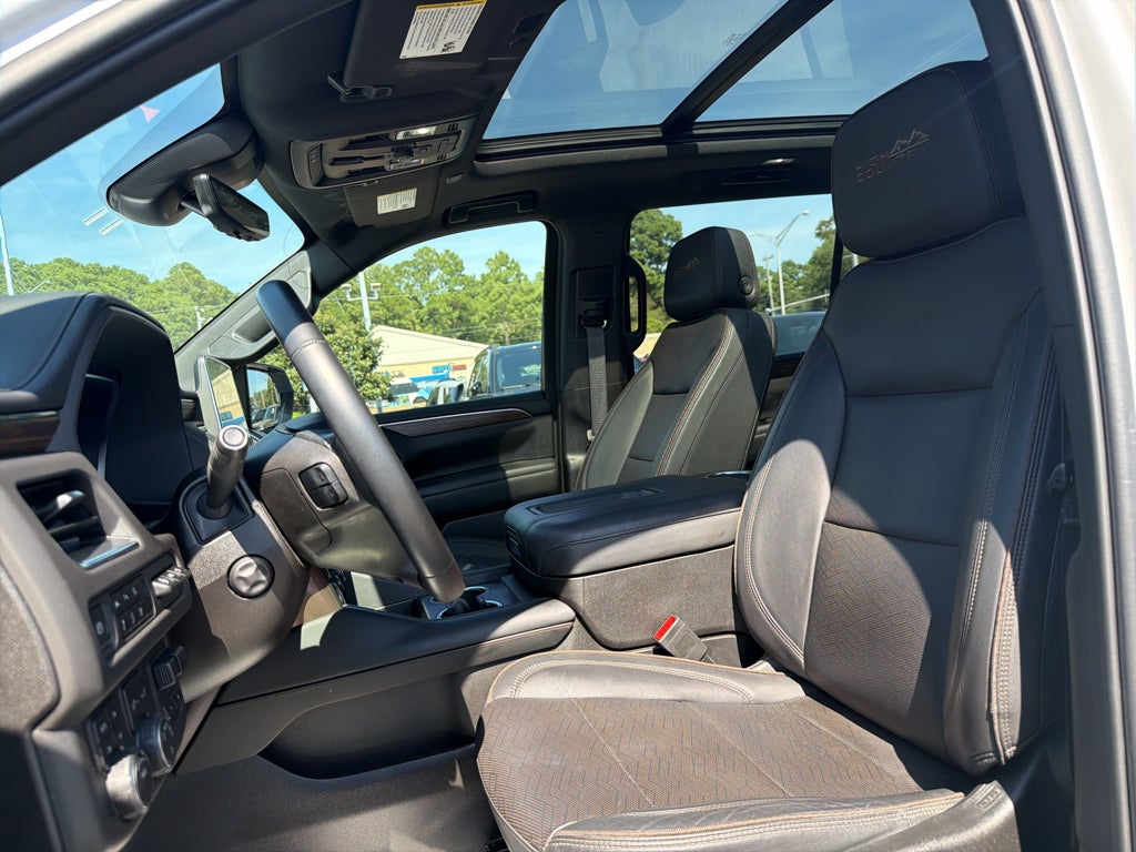 2023 Chevrolet Suburban High Country
