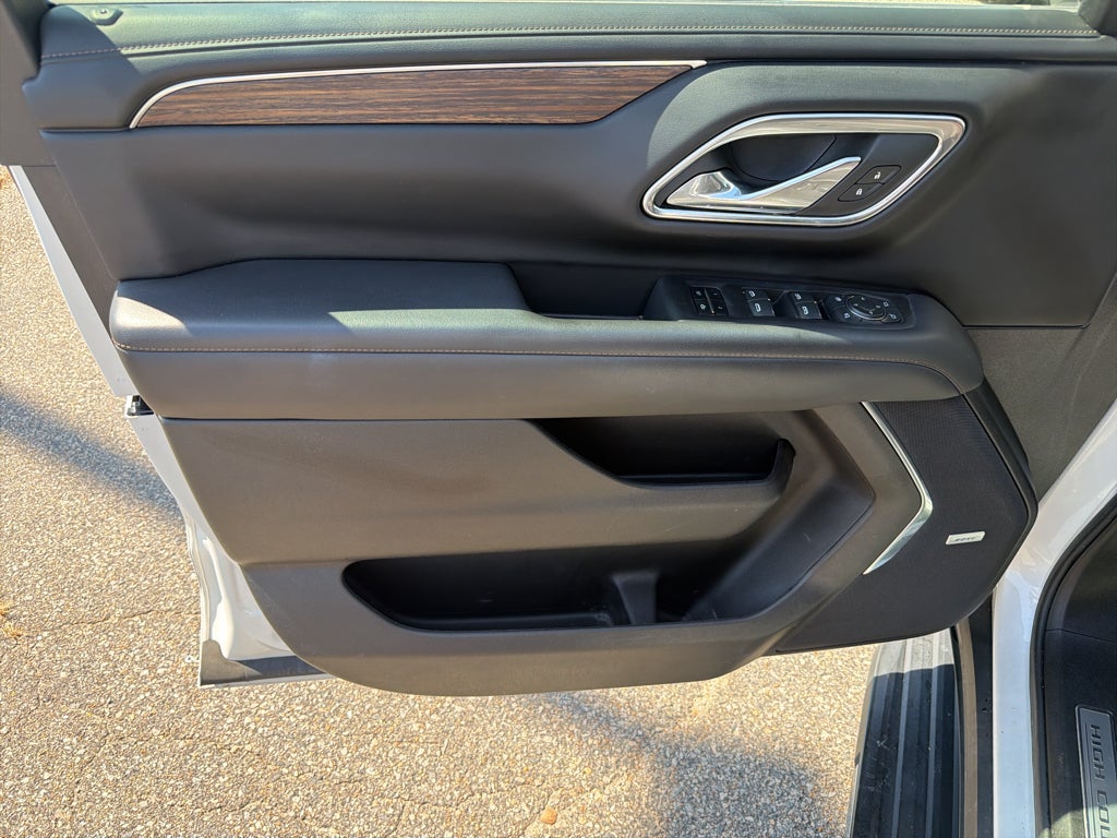 2023 Chevrolet Suburban High Country