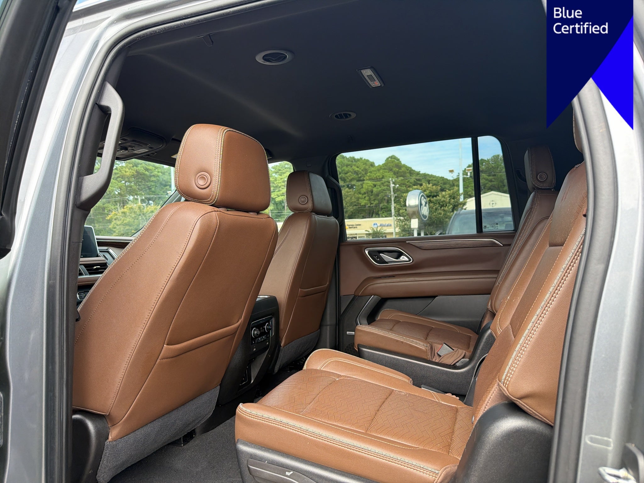 2021 Chevrolet Suburban High Country
