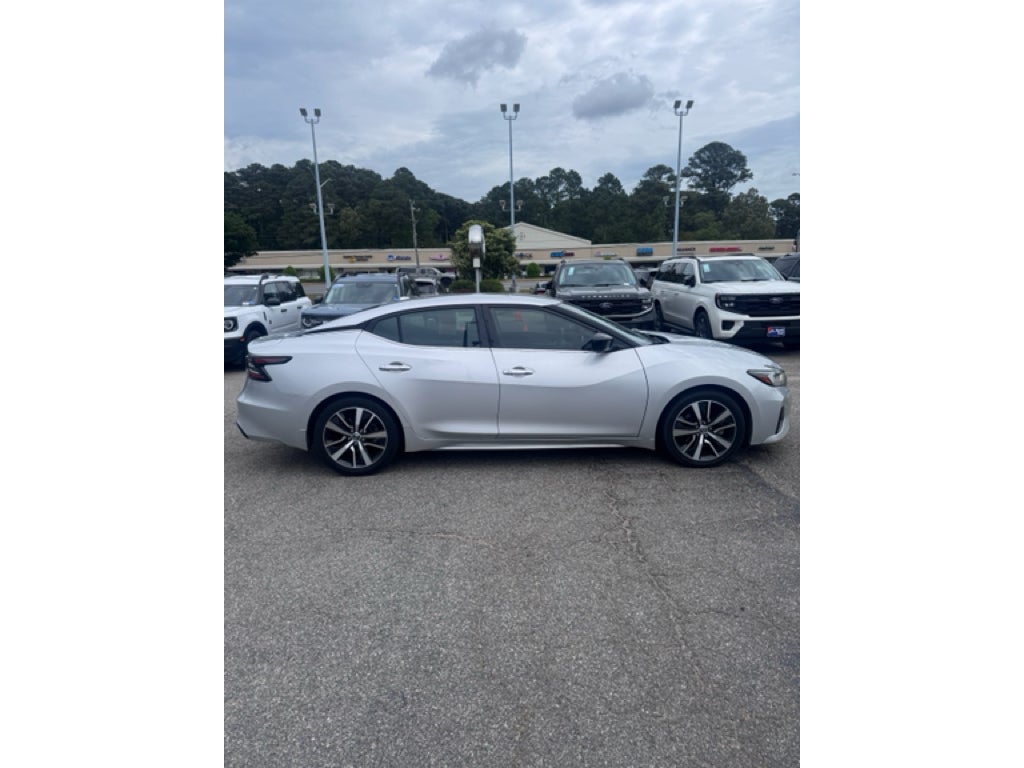 2020 Nissan Maxima S