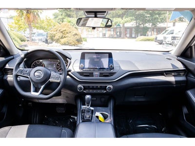 2022 Nissan Altima 2.5 SV